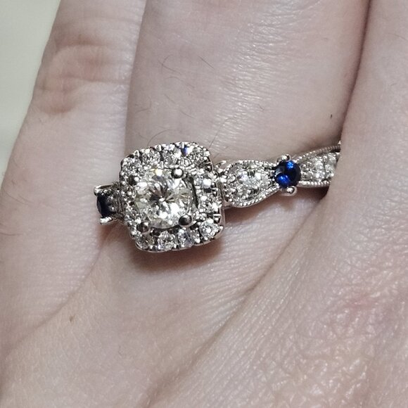 14K Vera Wang White Gold Diamond Sapphire Engagement Ring .69TCW 4.5G Size 6.5 - Picture 2 of 13